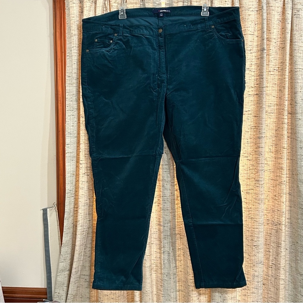 Denim 24/7 Velveteen Jeans - 28W